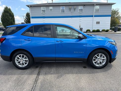 Used 2024 Chevrolet Equinox LS w/ LS Convenience Package FWD image 7