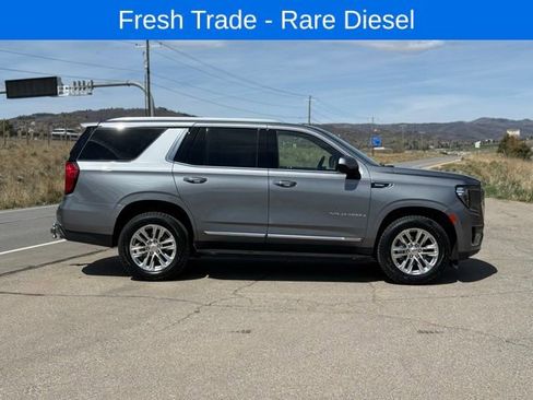 Used 2022 GMC Yukon SLT w/ Max Trailering Package AWD/4WD image 6