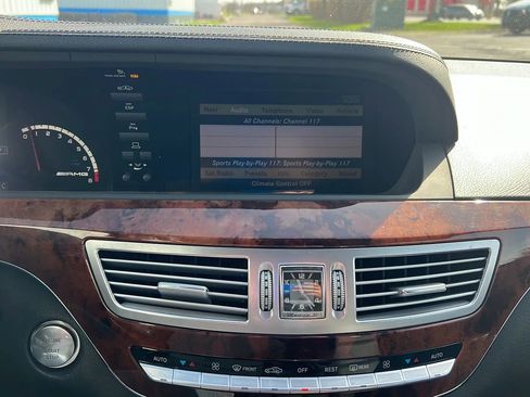 Used 2008 Mercedes-Benz S 63 AMG image 24