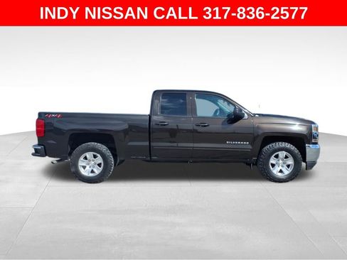 Used 2018 Chevrolet Silverado 1500 LT w/ All Star Edition image 9