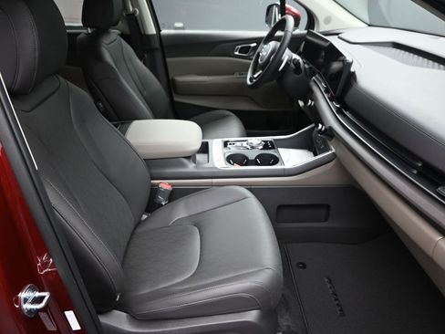 New 2026 Kia Carnival EX FWD image 39