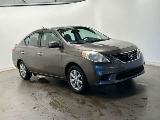Used 2014 Nissan Versa SV w/ Convenience Package FWD image 27