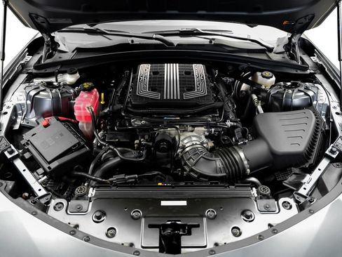 Used 2022 Chevrolet Camaro ZL1 RWD image 61