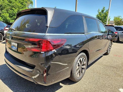 New 2026 Honda Odyssey EX-L image 3