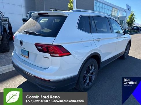 Used 2023 Volkswagen Tiguan SE w/ Panoramic Sunroof Package AWD/4WD image 10