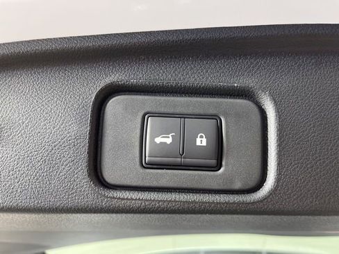 New 2026 Nissan Pathfinder SL w/ SL Premium Package AWD/4WD image 52