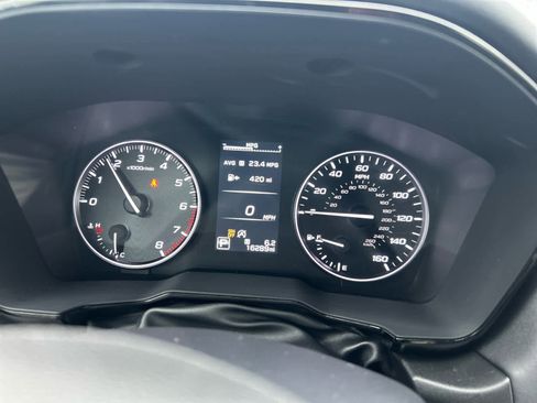 Used 2024 Subaru Outback Premium image 13