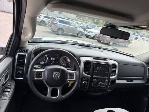 Used 2023 RAM 1500 Classic SLT w/ Electronics Group AWD/4WD image 14