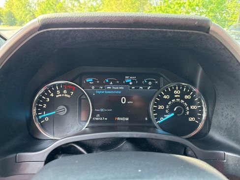 Used 2019 Ford F150 Lariat AWD/4WD image 24