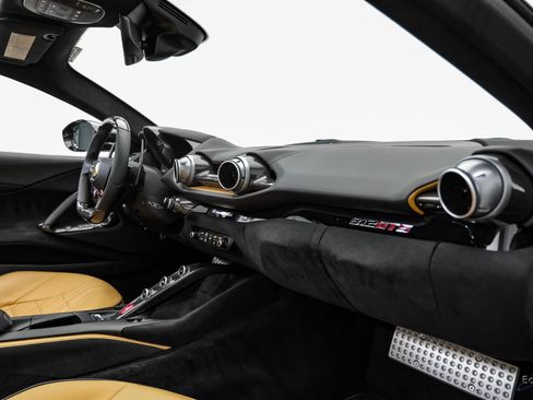 Used 2022 Ferrari 812 GTS RWD image 66