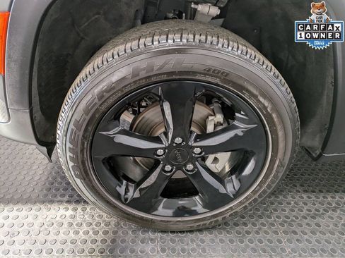 Used 2024 Jeep Grand Cherokee Altitude image 7