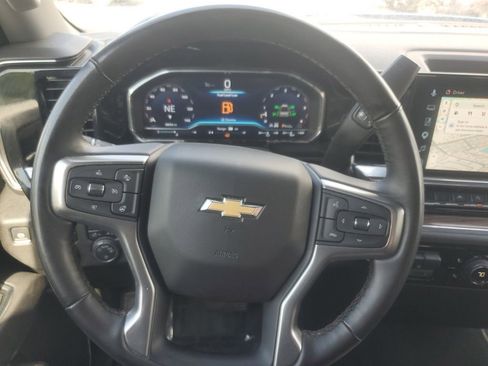 Used 2025 Chevrolet Silverado 1500 LT AWD/4WD image 21