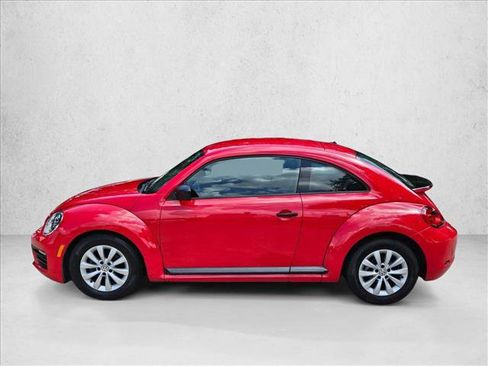 Used 2018 Volkswagen Beetle 2.0T FWD image 8