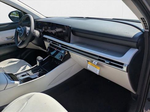 New 2026 Hyundai Tucson SEL FWD image 19
