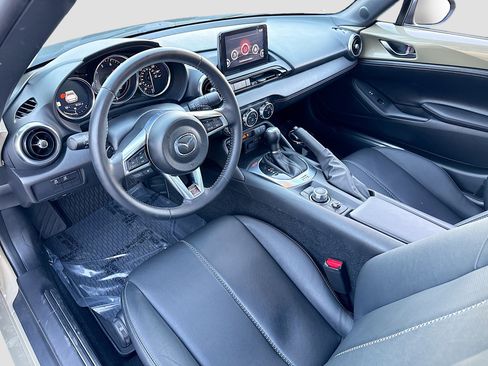 Used 2023 MAZDA MX-5 Miata Grand Touring w/ Weather Package image 23