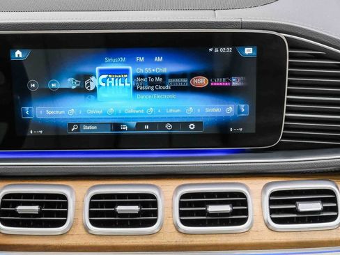 Certified 2022 Mercedes-Benz GLS 450 4MATIC image 14