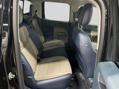 New 2025 Ford Maverick Lariat w/ 4K Tow Package image 12