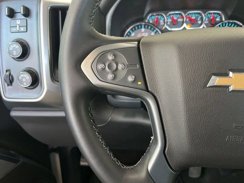 Used 2017 Chevrolet Silverado 1500 LT w/ Redline Edition AWD/4WD image 6