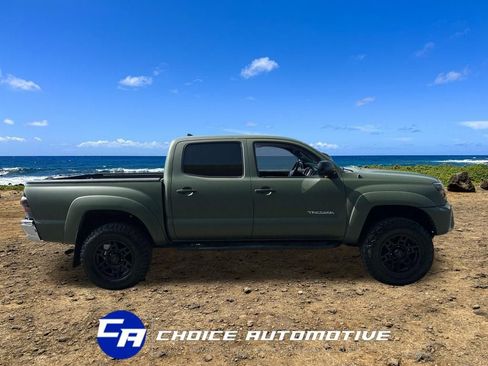 Used 2015 Toyota Tacoma 4x4 Double Cab image 8