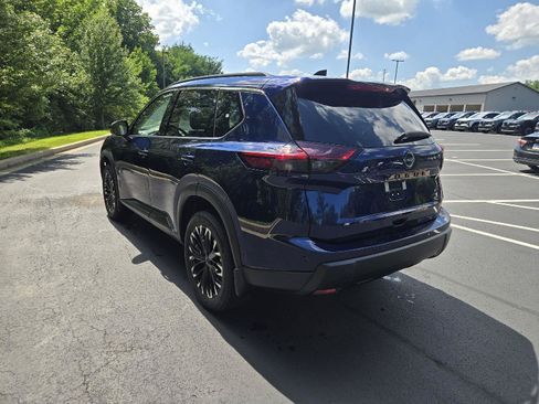 New 2026 Nissan Rogue Dark Armor AWD/4WD image 6