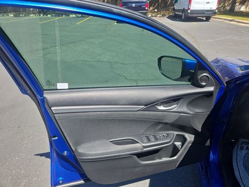 Used 2020 Honda Civic EX image 26