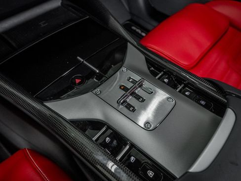 Certified 2025 Ferrari Purosangue AWD/4WD image 45