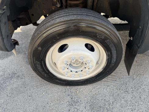 Used 2016 Ford F450 XL w/ Power Equipment Group image 30