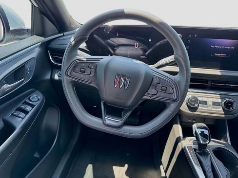 Used 2025 Buick Envista Preferred FWD image 16