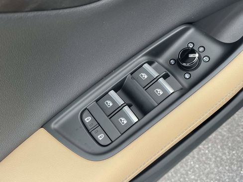 New 2026 Audi Q7 3.0T Premium Plus image 23