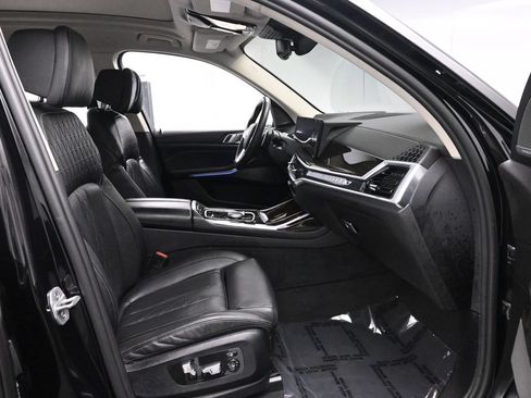 Used 2023 BMW X7 xDrive40i w/ Premium Package AWD/4WD image 23