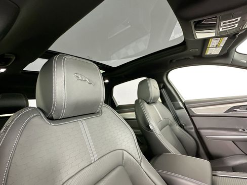 Certified 2026 Jaguar F-PACE R-Dynamic S AWD/4WD image 20