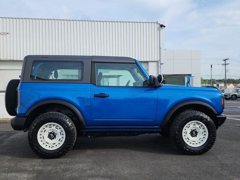 Used 2022 Ford Bronco 2-Door AWD/4WD image 6