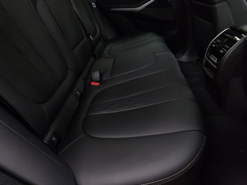 Used 2024 BMW X5 xDrive40i image 22