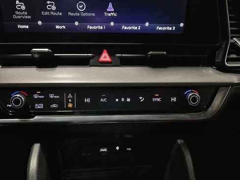 Certified 2023 Kia Sportage SX image 19