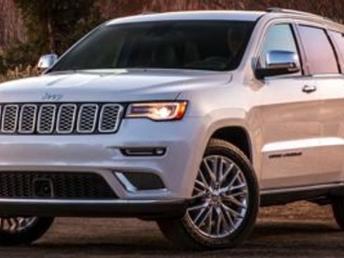 Used 2017 Jeep Grand Cherokee Limited w/ Luxury Group II AWD/4WD image 1