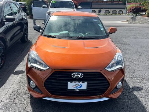 Used 2015 Hyundai Veloster Turbo FWD image 5