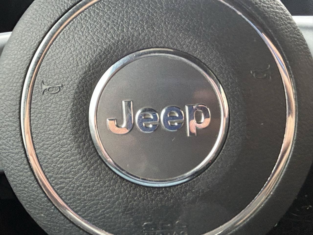 Used 2018 Jeep Wrangler Unlimited Sport AWD/4WD image 20
