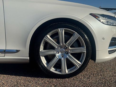 Used 2018 Volvo S90 T6 Inscription w/ Convenience Package AWD/4WD image 15