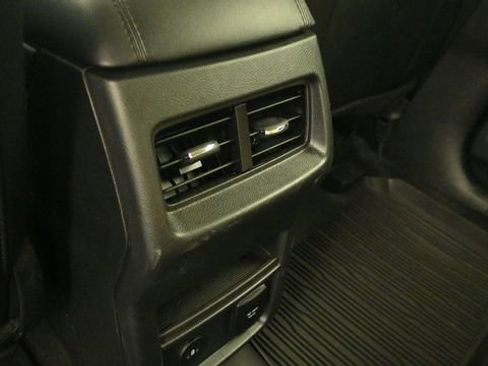 Certified 2024 Ford Edge SEL w/ Convenience Package AWD/4WD image 12