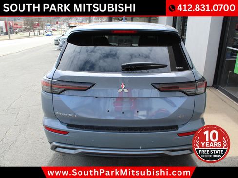 New 2026 Mitsubishi Outlander SE image 8