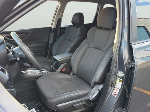 Used 2020 Subaru Forester AWD/4WD image 12