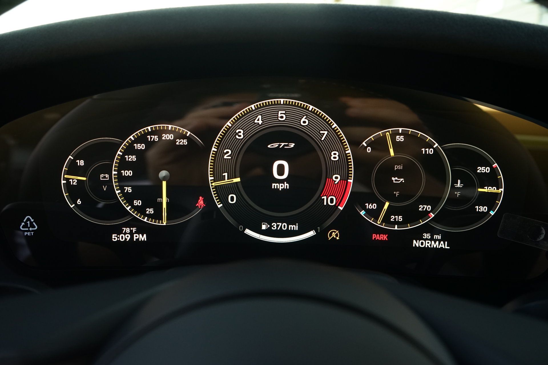 Used 2026 Porsche 911 GT3 RWD image 13