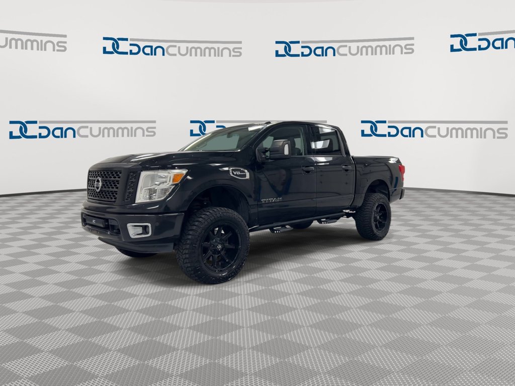 Used 2017 Nissan Titan SV AWD/4WD image 4