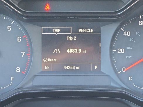 Used 2025 Chevrolet Trax LS FWD image 21