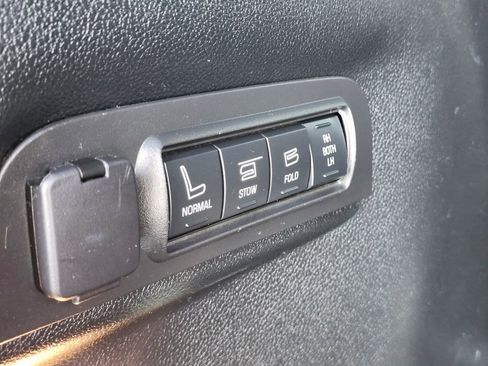 Used 2019 Ford Explorer Limited w/ Ford Safe & Smart Package AWD/4WD image 33