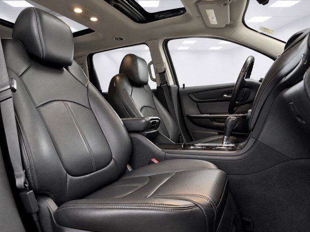 Used 2017 Chevrolet Traverse LT AWD/4WD image 16