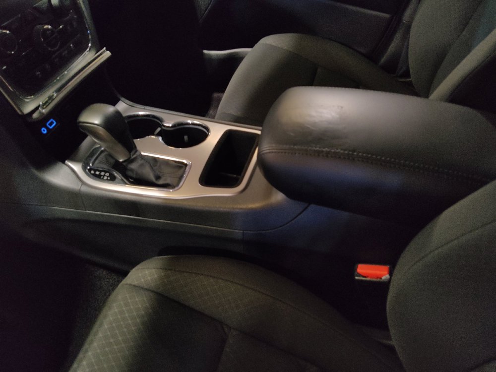 Used 2018 Jeep Grand Cherokee Laredo RWD image 26