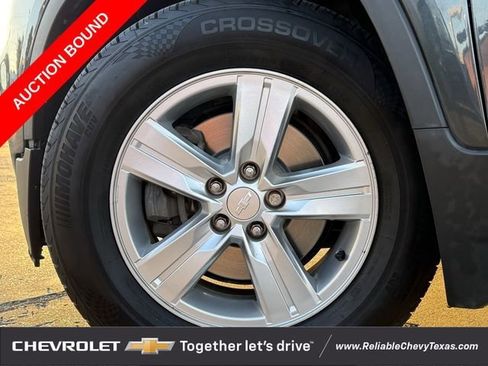 Used 2020 Chevrolet Trax LS w/ Tint and Cruise Package FWD image 10