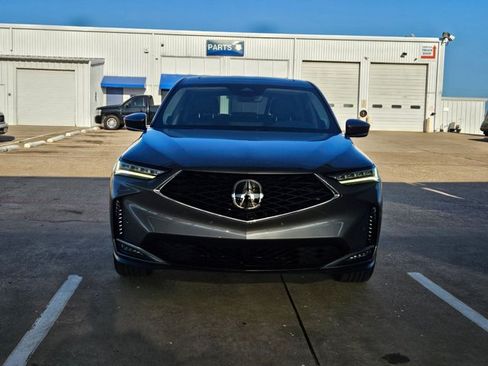 Used 2025 Acura MDX w/ Technology Package FWD image 2