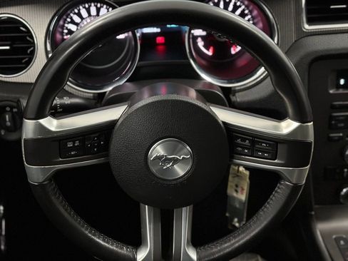 Used 2014 Ford Mustang GT Premium image 4